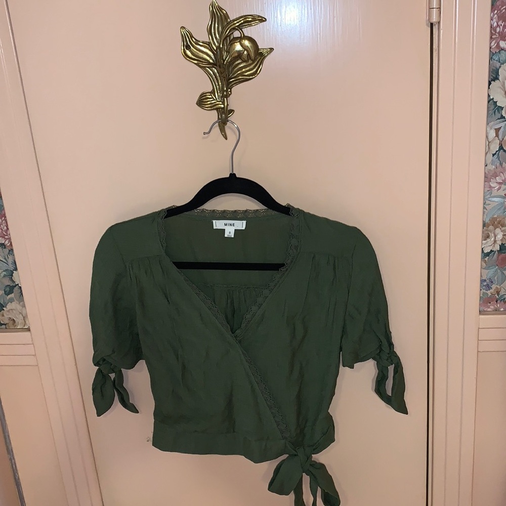 Green Cropped Top
